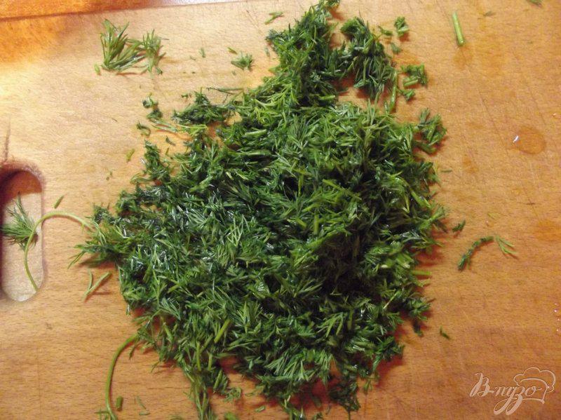 Фото приготовление рецепта: Мятный салат с крапивой шаг №1