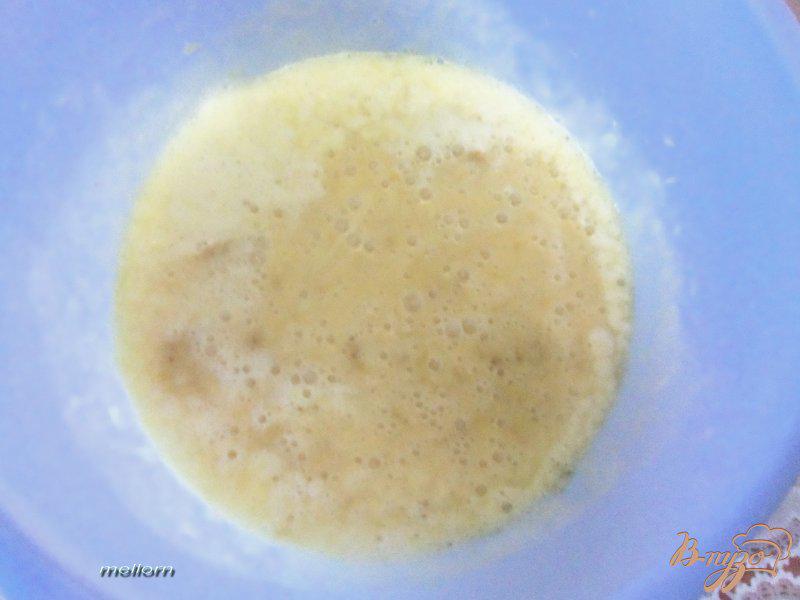 Фото приготовление рецепта: Бананово-апельсиновые вафли шаг №3