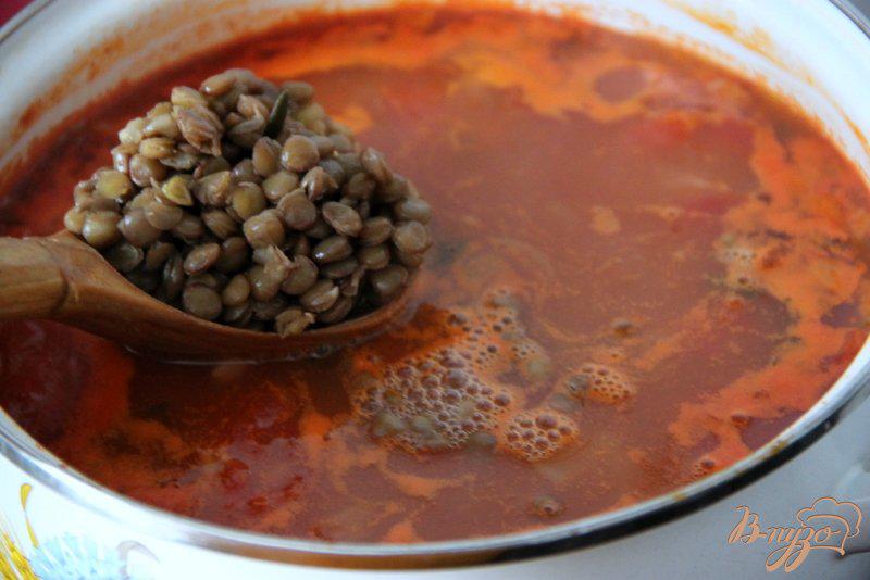 Фото приготовление рецепта: Minestra di riso - итальянский рисовый суп с чечевицей шаг №5