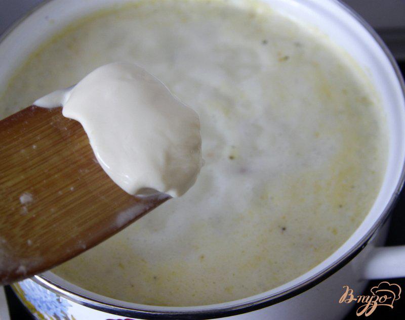 Фото приготовление рецепта: Суп из сёмги и кабачка, с рисом шаг №6