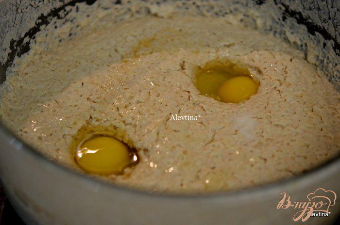 Фото приготовление рецепта: Вафли из цельнозерновой пшеницы на дрожжах шаг №3