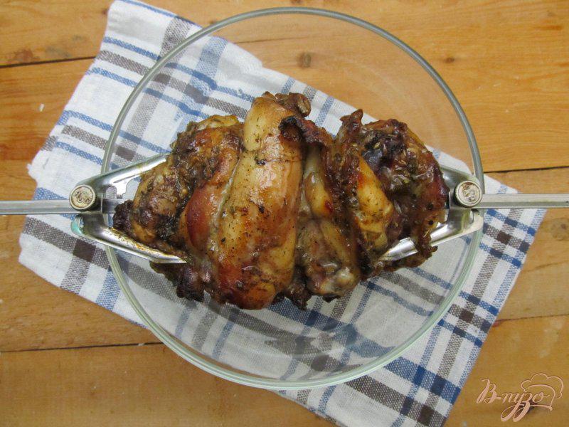 Фото приготовление рецепта: Ароматные  куриные бедра гриль. шаг №6