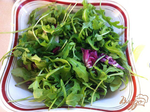 Фото приготовление рецепта: Овощной салат с голубым сыром шаг №1