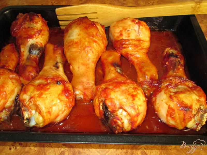 Фото приготовление рецепта: Голень курицы в маринаде из соевого соуса шаг №6