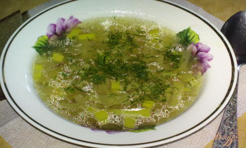 Фото приготовление рецепта: Картофельный суп с луком пореем шаг №5