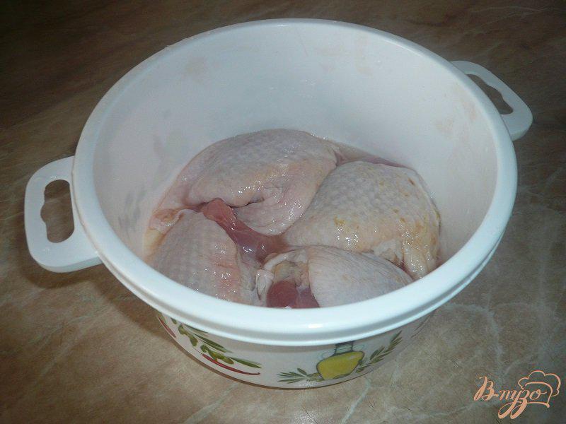 Фото приготовление рецепта: Куриные бедра запечённые с гречневой кашей шаг №2