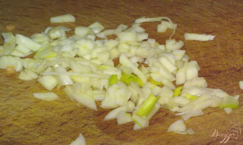 Фото приготовление рецепта: Жареный рис с овощами по-китайски шаг №2
