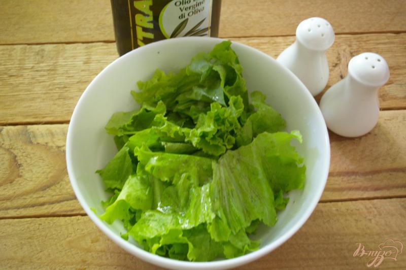 Фото приготовление рецепта: Сочный салат с голубым сыром и курицей шаг №1
