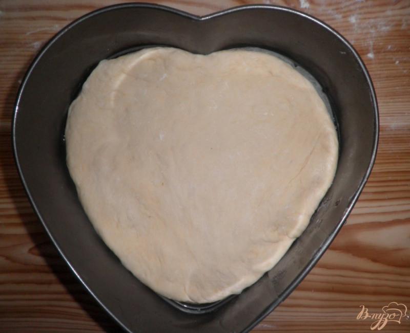 Фото приготовление рецепта: Пирог с яблоками Сердце шаг №6