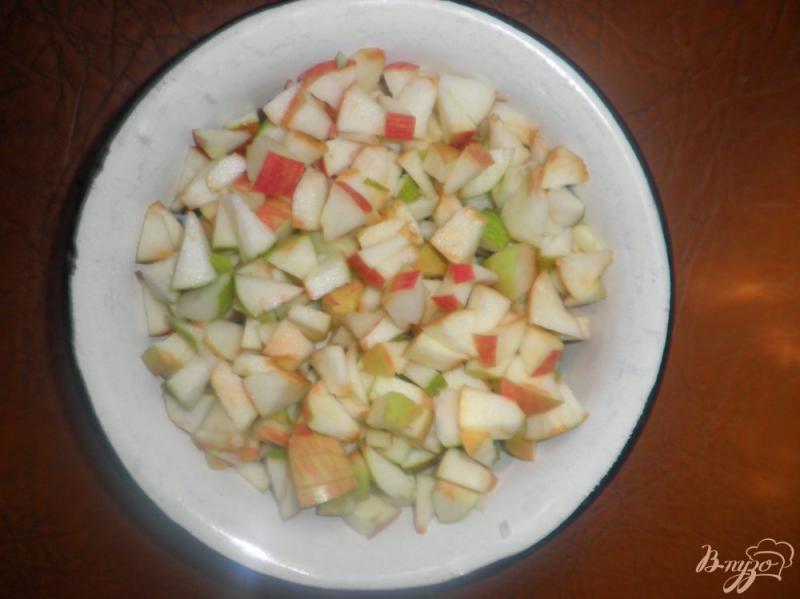 Фото приготовление рецепта: Пирог с яблоками Сердце шаг №3