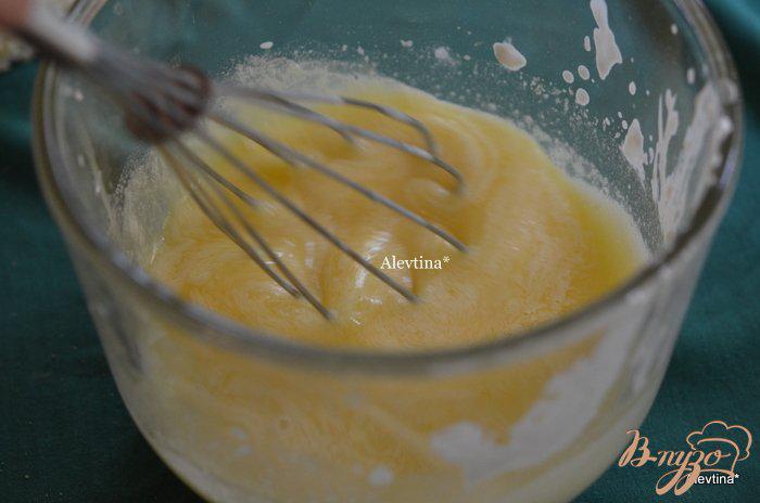 Фото приготовление рецепта: Десерт с рикоттой и свежей ягодой шаг №2