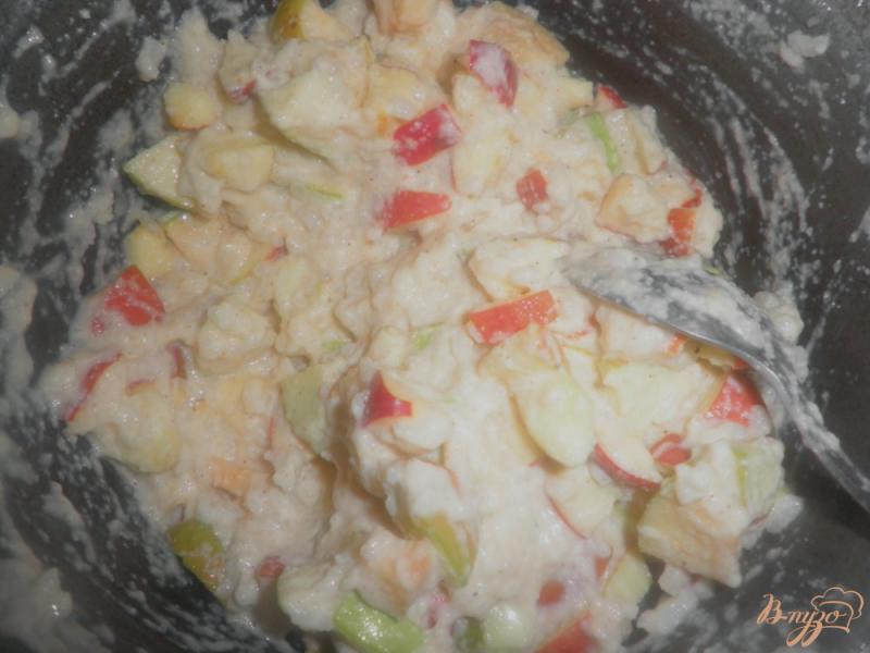 Фото приготовление рецепта: Творожно-рисовая запеканка с яблоками шаг №4