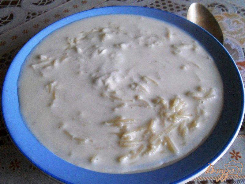 Фото приготовление рецепта: Молочный суп с вермишелью шаг №4