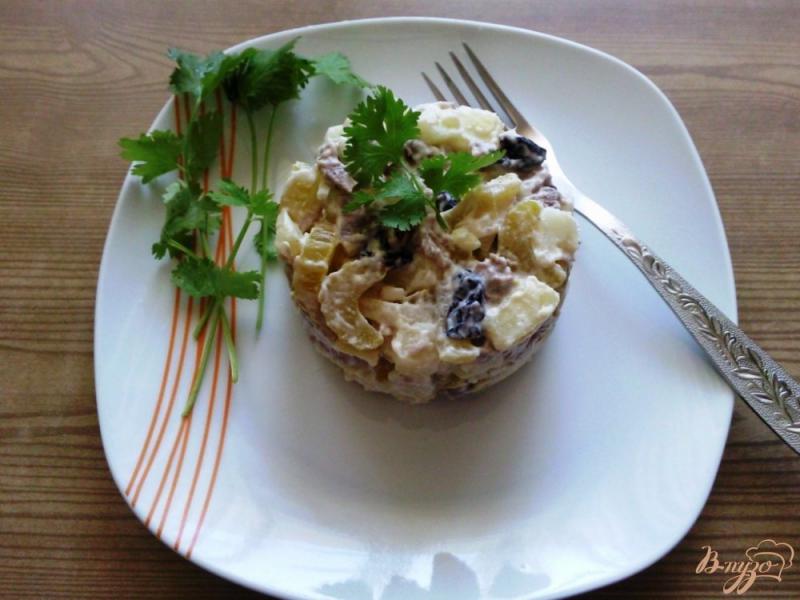 Фото приготовление рецепта: Овощной салат с говядиной и маринованным сельдереем шаг №4