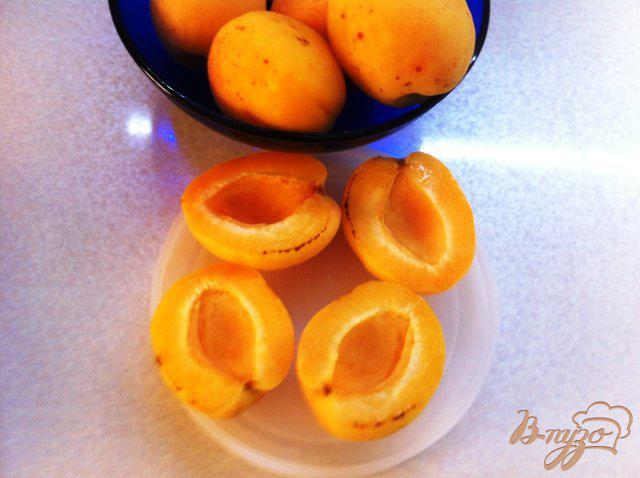 Фото приготовление рецепта: Десерт творожно-абрикосовый шаг №5