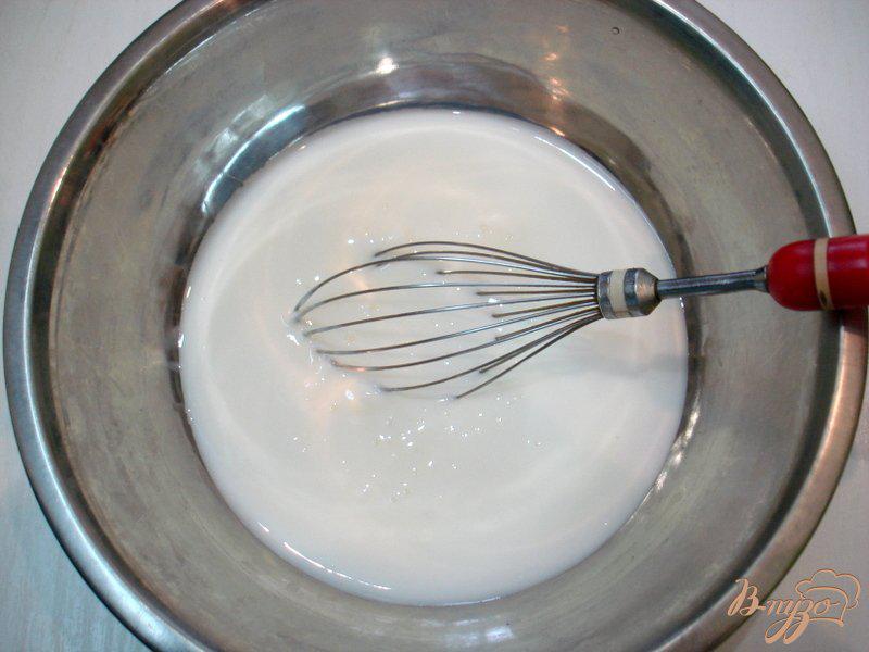 Фото приготовление рецепта: Жареные пирожки на кефире с квашеной капустой шаг №8