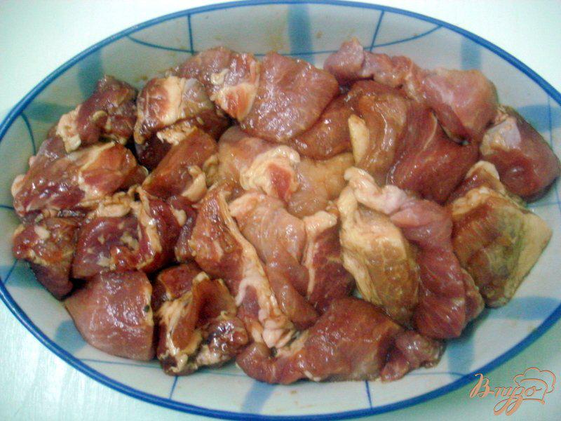 Фото приготовление рецепта: Свинина в кисло сладком соусе шаг №2