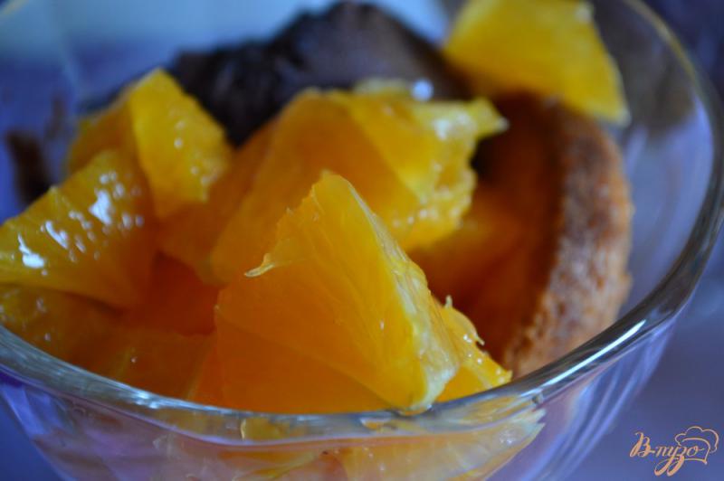 Фото приготовление рецепта: Десерт с апельсинами шаг №4