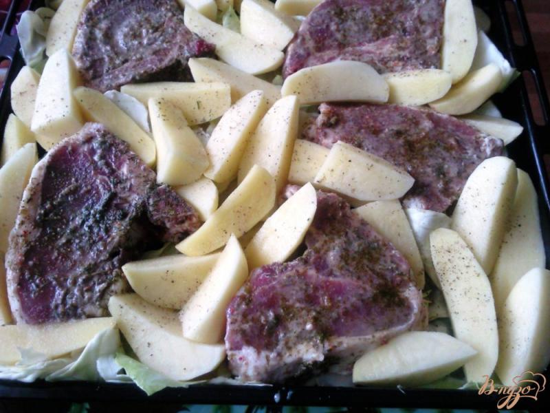 Фото приготовление рецепта: Свинина с картофелем в духовке шаг №1