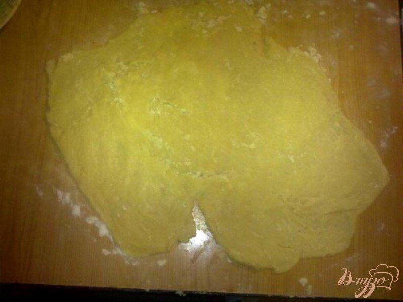 Фото приготовление рецепта: Печенье на рассоле шаг №2