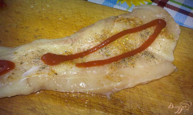 Фото приготовление рецепта: Куриное филе в шубке шаг №2