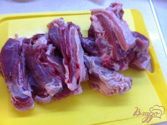 Фото приготовление рецепта: Свиные ребрышки в соусе терияки шаг №2