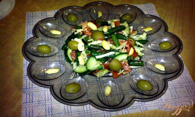 Фото приготовление рецепта: Салат с стручковой фасолью «Витаминный бум» шаг №6