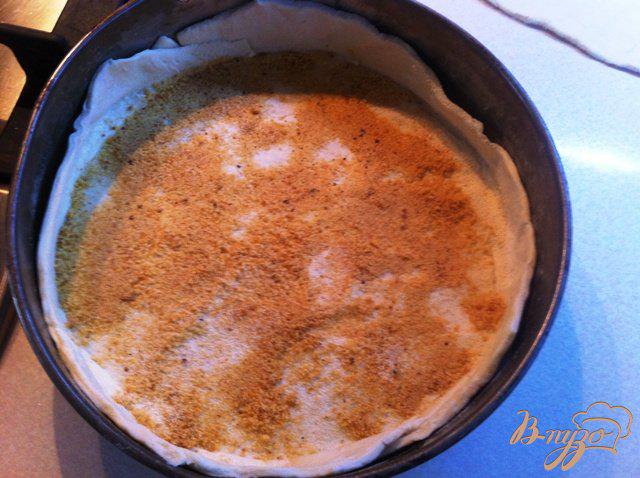 Фото приготовление рецепта: Открытый пирог с цветной капустой шаг №8