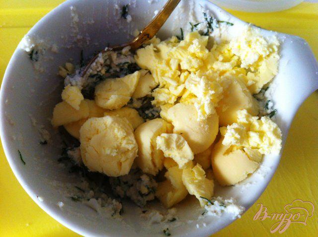 Фото приготовление рецепта: Закуска из перепелиных яиц и икры шаг №4