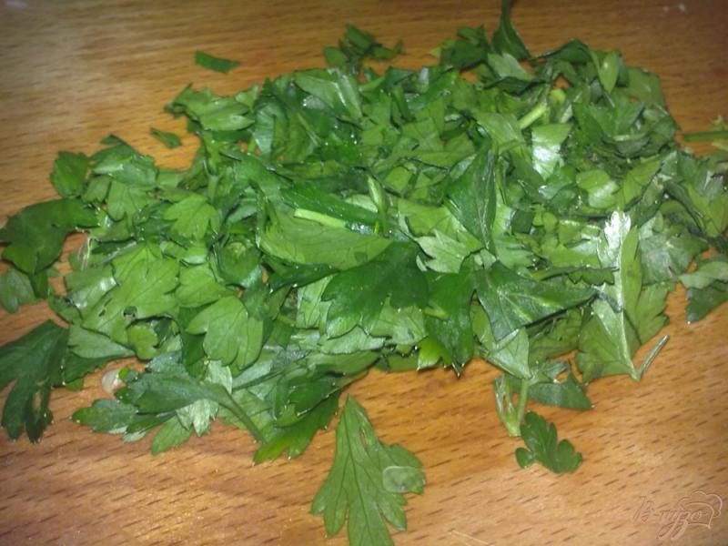 Фото приготовление рецепта: Салат с цветной капустой «Зеленый» шаг №4