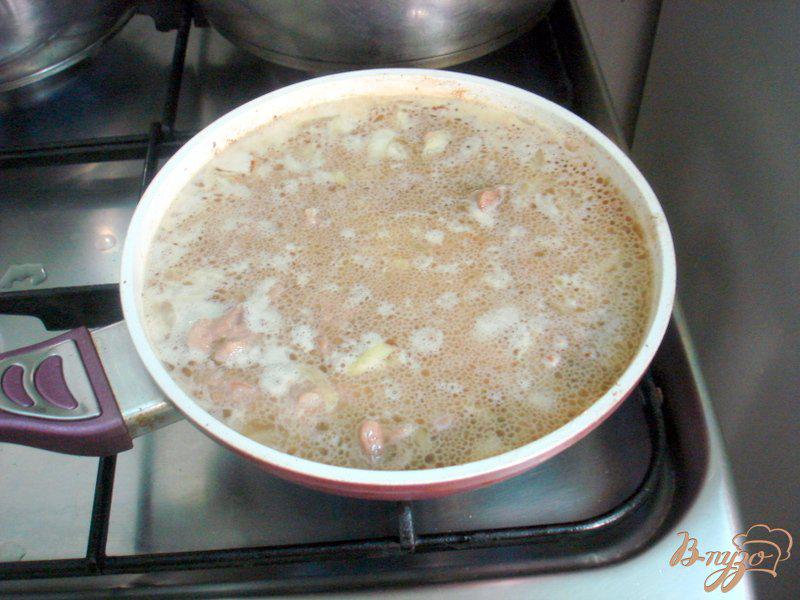 Фото приготовление рецепта: Баклажаны гарнирные с телятиной в соусе шаг №4
