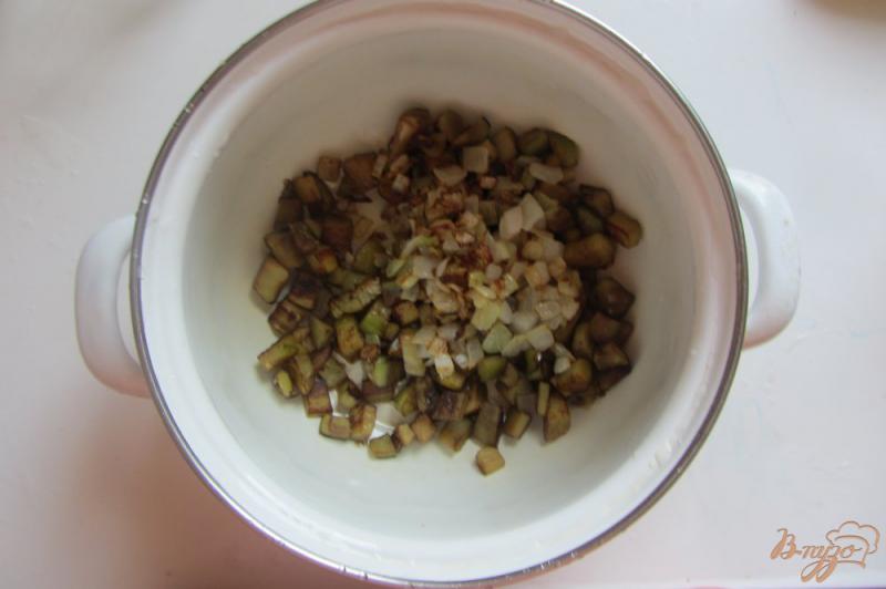 Фото приготовление рецепта: Холодная закуска из баклажанов с помидорами шаг №5