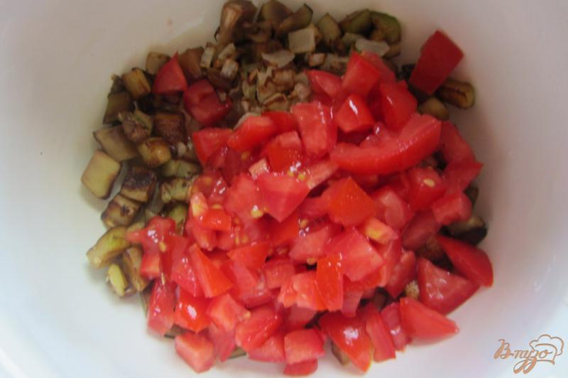 Фото приготовление рецепта: Холодная закуска из баклажанов с помидорами шаг №6
