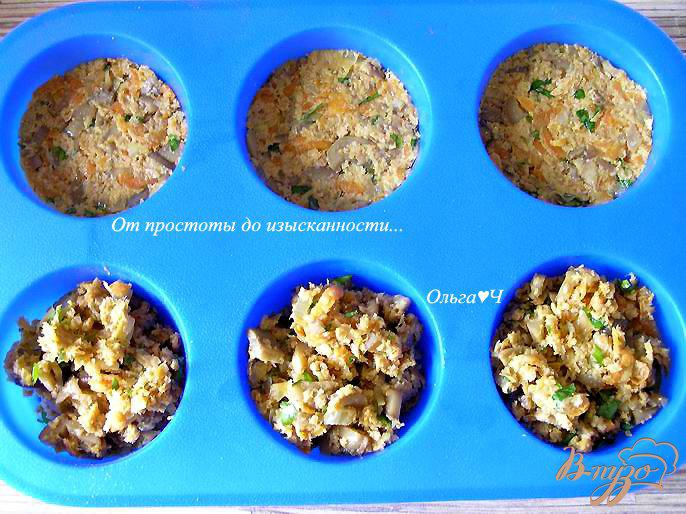 Фото приготовление рецепта: Соевые котлетки с грибами (в духовке) шаг №4