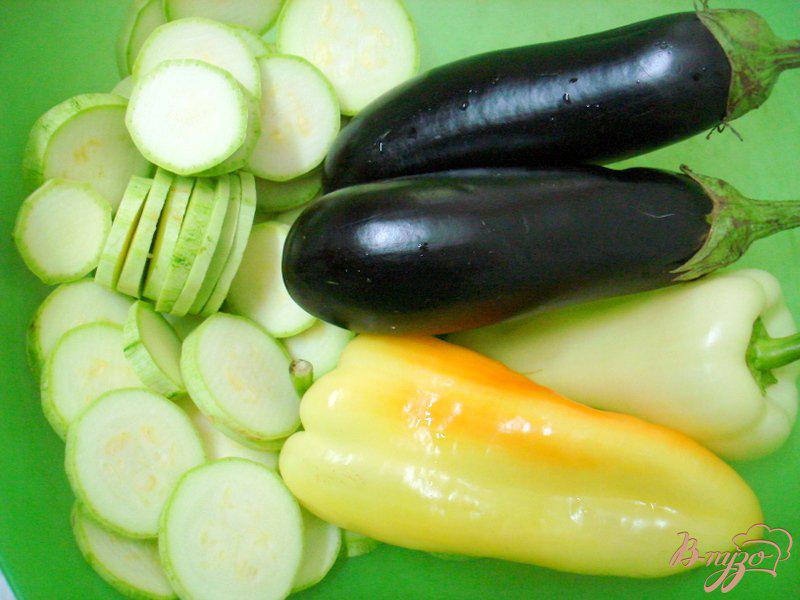 Фото приготовление рецепта: Салат из овощей гриль шаг №1
