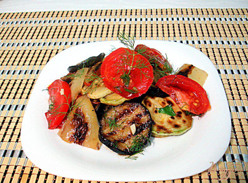 Фото приготовление рецепта: Салат из овощей гриль шаг №6