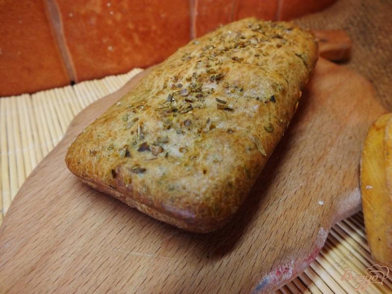Фото приготовление рецепта: Хлеб с итальянскими травами и фенхелем на молоке шаг №6