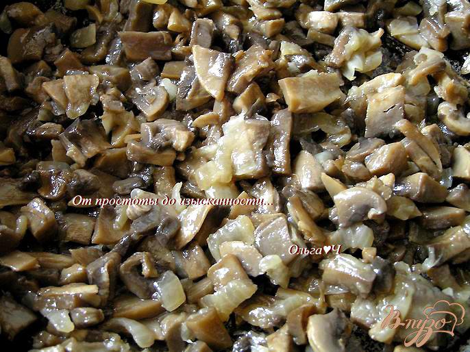 Фото приготовление рецепта: Слоеные пирожки с грибами шаг №1