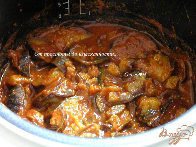 Фото приготовление рецепта: Баклажаны в томатном соусе (в мультиварке) шаг №4