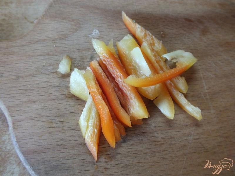 Фото приготовление рецепта: Салат из свежих кабачков и моркви шаг №4