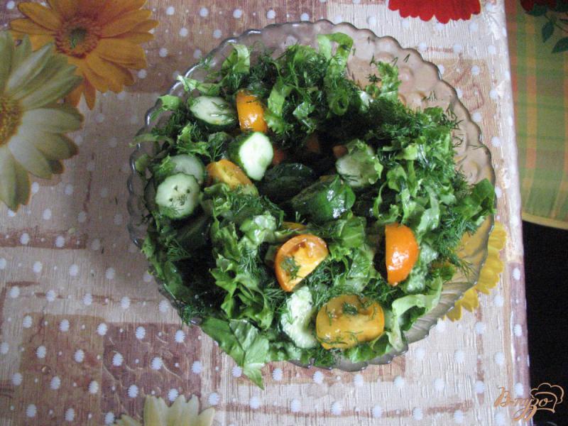 Фото приготовление рецепта: Салат с желтіми помидорами шаг №6