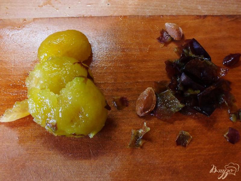 Фото приготовление рецепта: Сливово-виноградный щербет с имбирем шаг №3