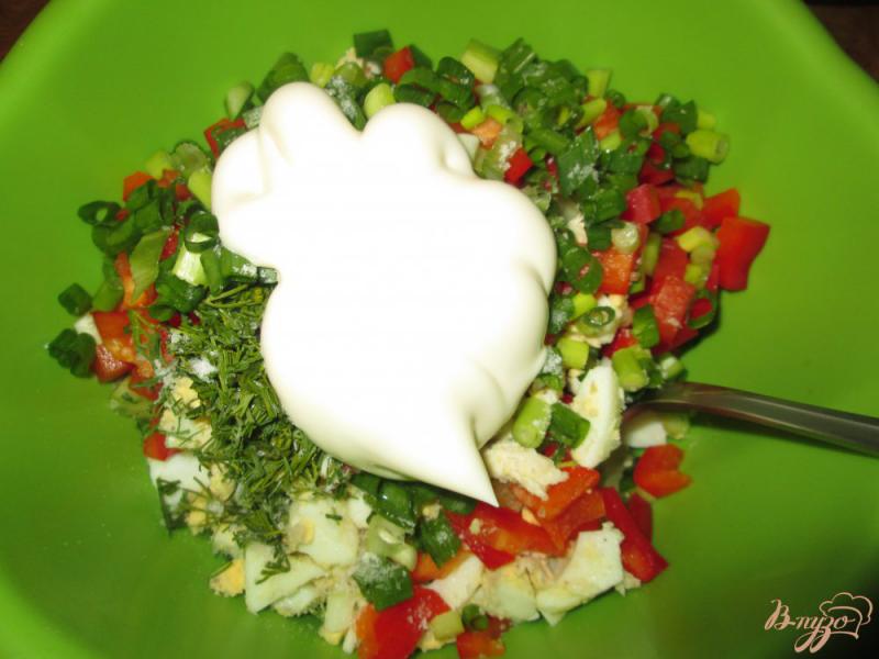 Фото приготовление рецепта: Салат с курицей и болгарским перцем шаг №6
