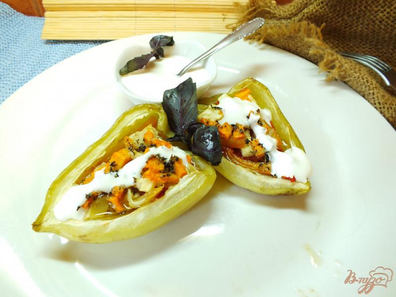 Фото приготовление рецепта: Перцы фаршированные сыром и овощами шаг №11