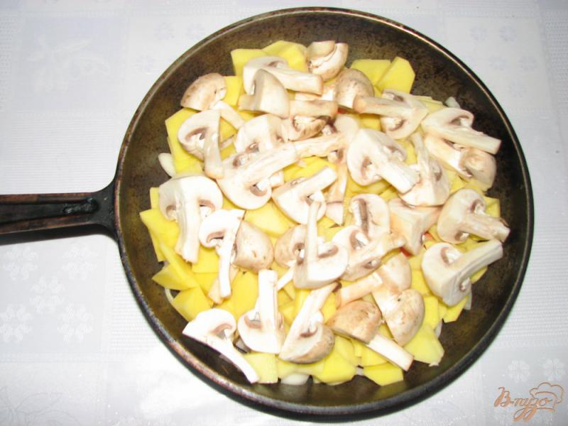 Фото приготовление рецепта: Картофель по деревенски шаг №5