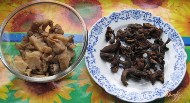Фото приготовление рецепта: Постное блюдо  - гречка с грибами. шаг №3