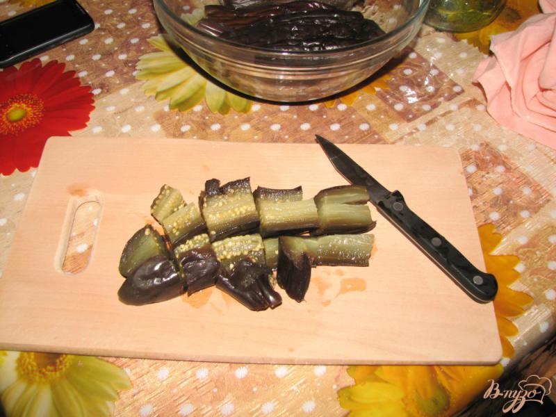 Фото приготовление рецепта: Легкий салат из баклажан шаг №1