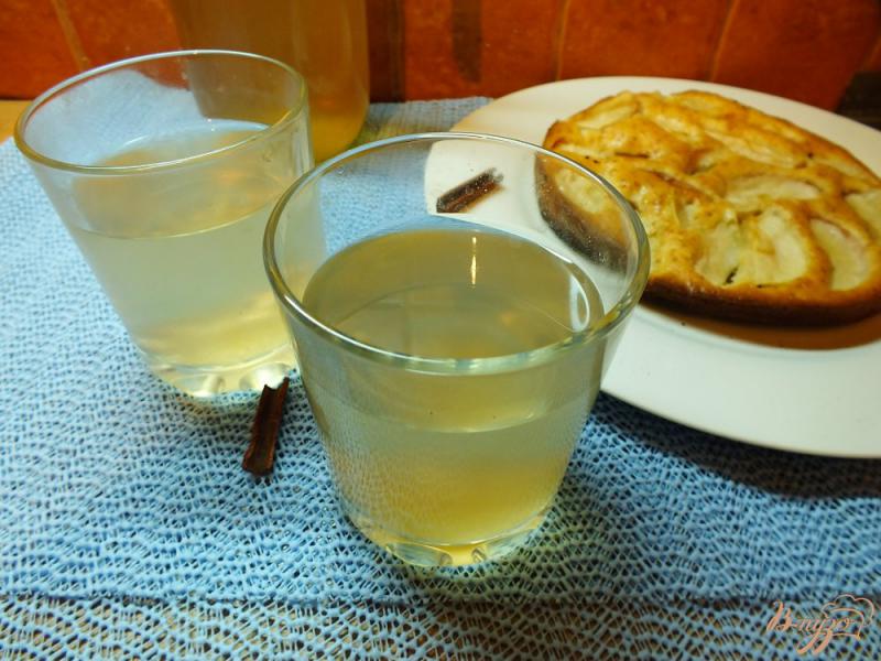 Фото приготовление рецепта: Имбирно-анисовый компот из груш и яблок шаг №9