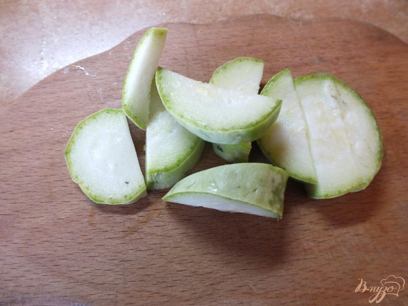 Фото приготовление рецепта: Салат из куриных желудков с печеными овощами шаг №4