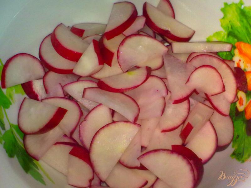 Фото приготовление рецепта: Салат овощной с редисом шаг №1